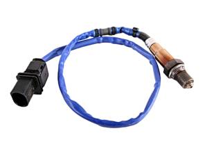 Lambda Oxygen Sensor, BEFORE Catalytic Converter. Porsche 957 Cayenne 4.8L 2007-10 - 95560616802, 95560616801